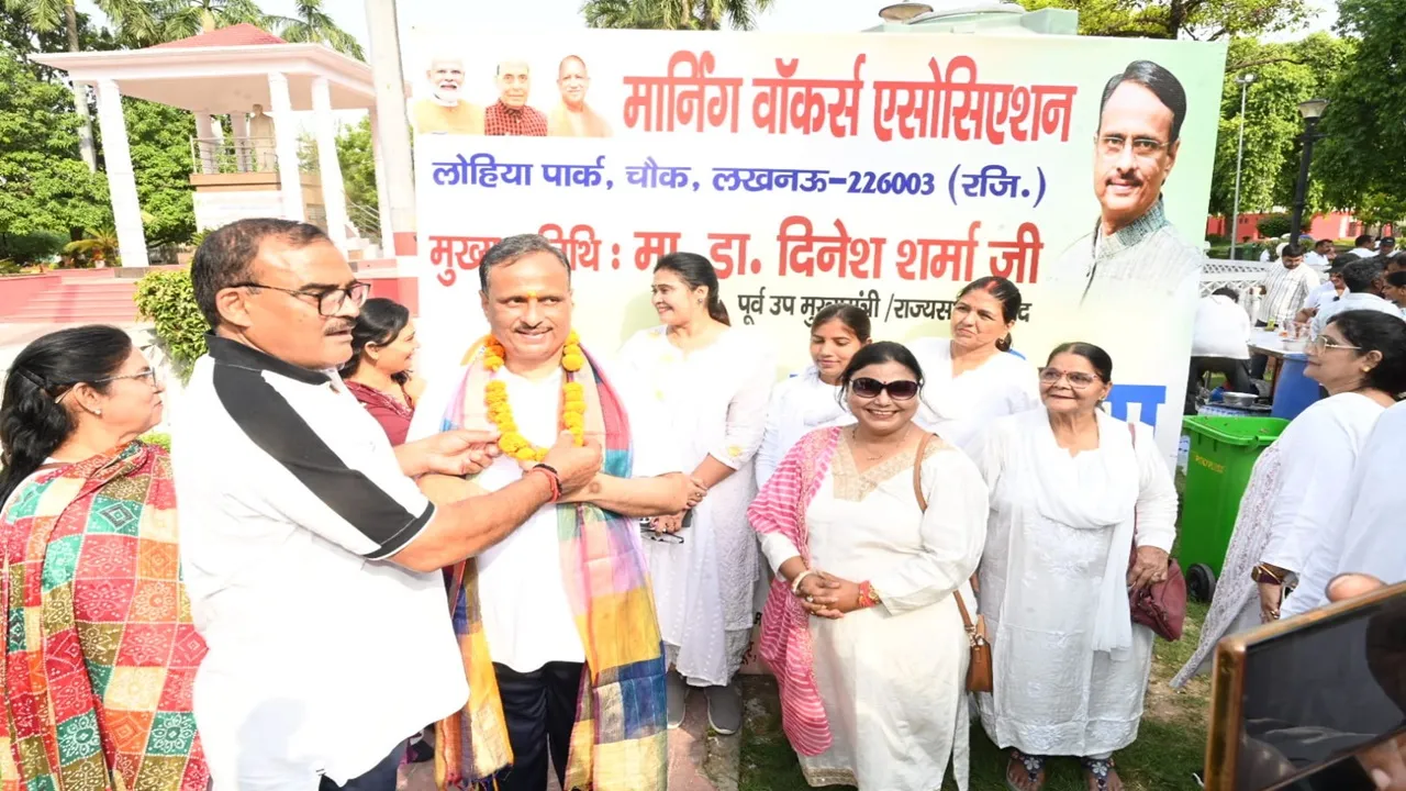 International Yoga Day : राजधानी लखनऊ समेत UP में धूमधाम से मनाया गया 12वां अंतर्राष्ट्रीय योग दिवस, हजारों लोगों ने किया योगाभ्यास