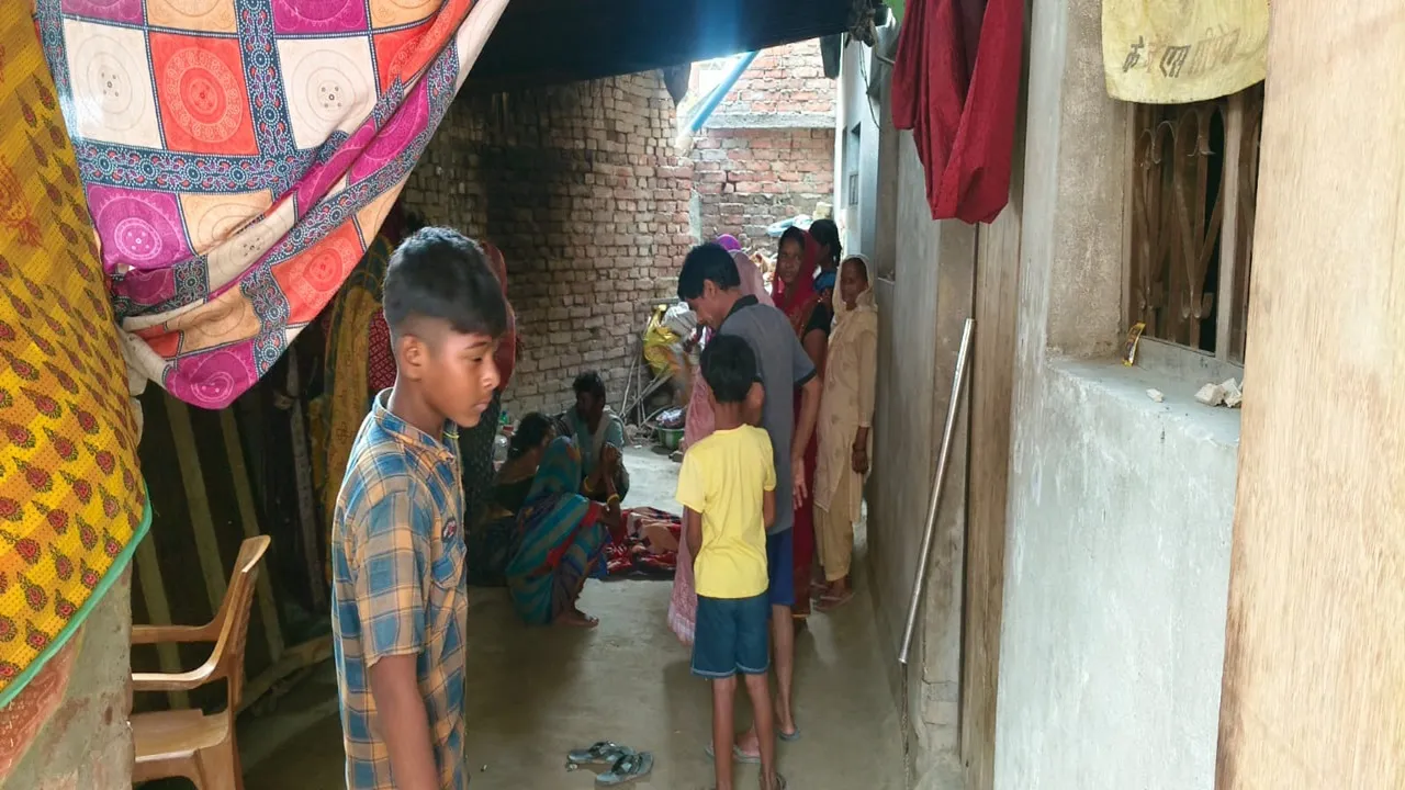 सीतापुर में पुलिस हिरासत से छूटकर घर लौटे युवक की कुछ घंटों बाद मौत, परिवार ने लगाए गंभीर आरोप 