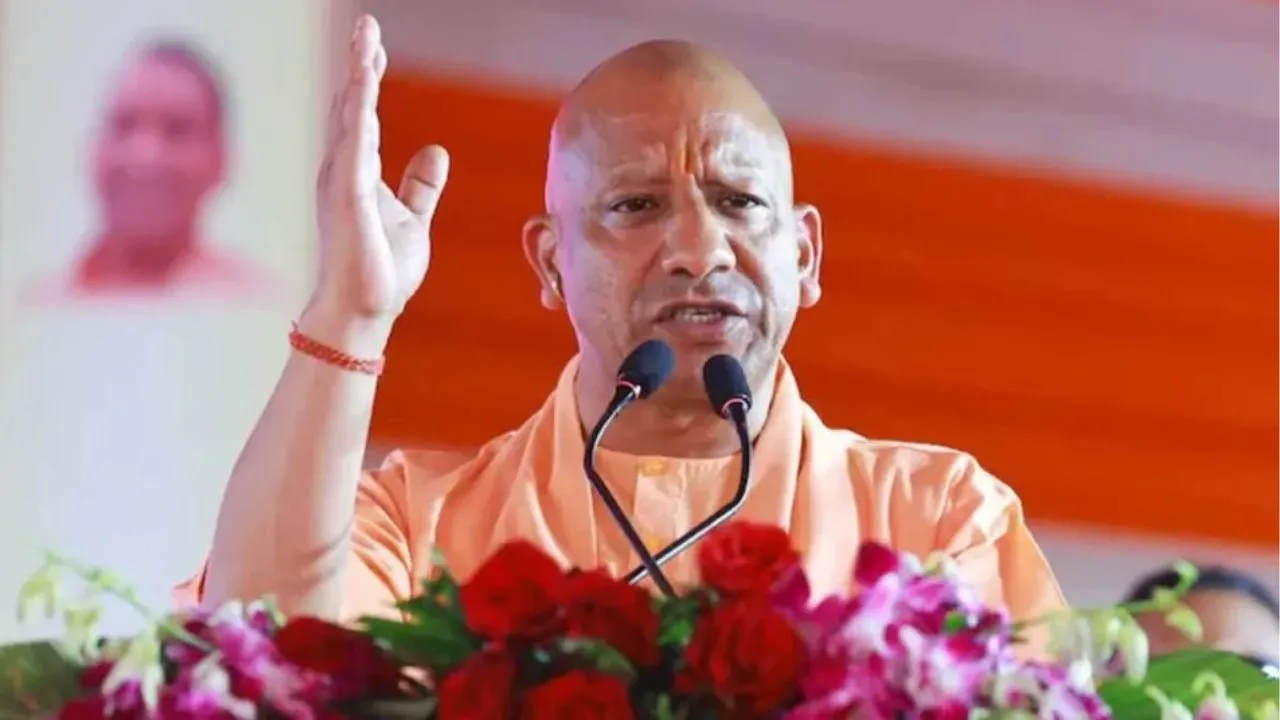 Gonda News : गोंडा में बोले सीएम योगी, त्योहारों पर रंग में भंग डालने वालों का भविष्य हो जाएगा स्वाहा