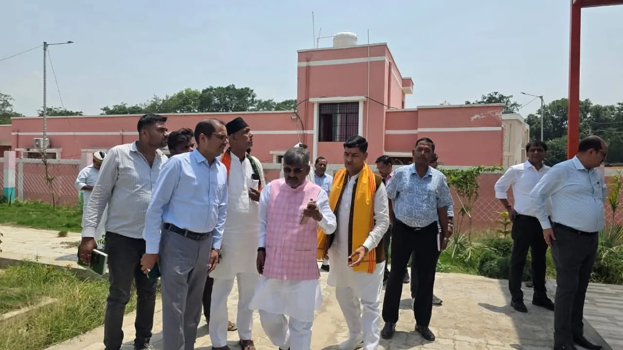 मुख्यमंत्री 19 जून को वीरांगना झलकारी बाई प्रतिमा का करेंगे अनावरण, रुदौली विधायक बोले होगी करोड़ों की योजनाओं की घोषणा