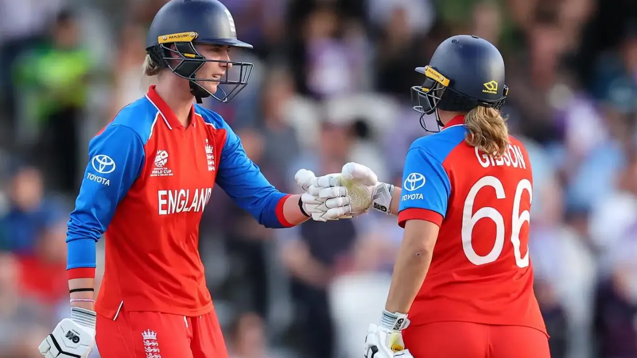 Women's T20 World Cup 2026: सोफिया डंकली और फ्रेया केम्प की तूफानी पारी... इंग्लैंड ने स्कॉटलैंड के खिलाफ बनाए 200 रन