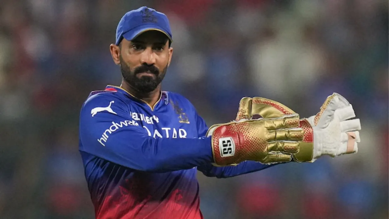 Dinesh Karthik Birthday: मैदान पर मैच फिनिश करने से लेकर आरसीबी को लगातार दो बार खिताब दिलाने तक; जानिए 'डीके' के करियर का अद्भुत सफर
