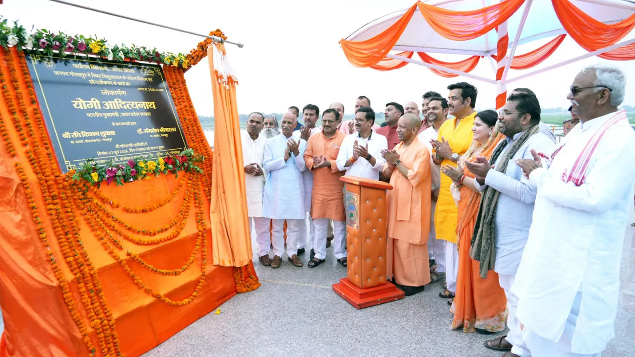 चिलुआताल बनेगा ईको टूरिज्म और वाटर स्पोर्ट्स का नया केंद्र, 20 करोड़ रुपये से अधिक की लागत से विकसित पर्यटन परियोजना का CM ने किया लोकार्पण