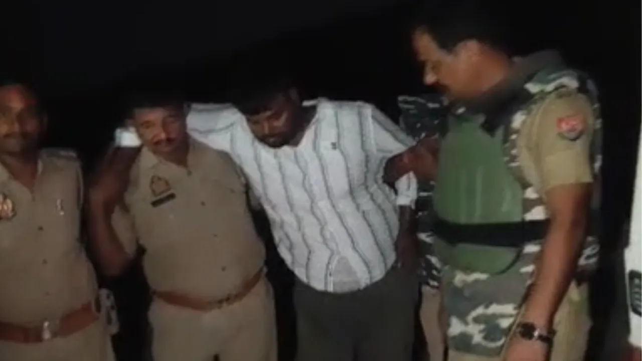 बलिया पुलिस मुठभेड़ में संदिग्ध गौ तस्कर गिरफ्तार, जवाबी कार्रवाई में पैर में लगी गोली