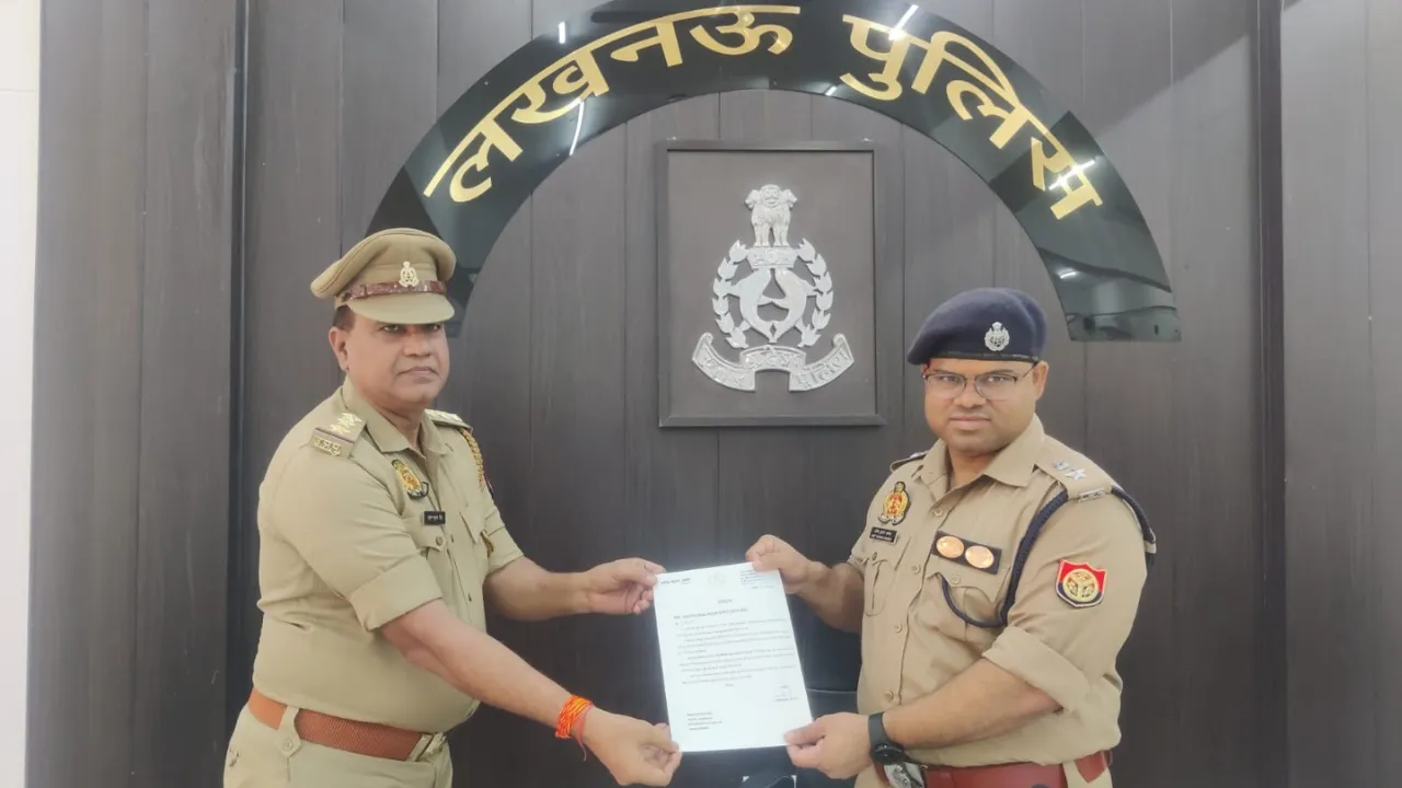 कॉप ऑफ द मंथ बने इंस्पेक्टर कृष्णानगर, DCP साउथ ने अपने जोन में ऑब्जेक्टिव इवेल्यूएशन सिस्टम किया लागू...  हर कार्य मिलेंगे अंक