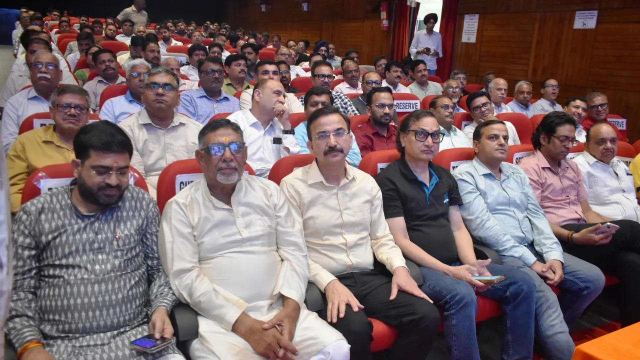MUSKAN DIXIT (36)