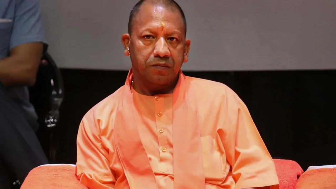 दिल्ली अग्निकांड पर CM योगी ने जताया शोक,  कहा- मालवीय नगर की घटना हृदय विदारक, दिवंगतों के परिजनों के प्रति व्यक्त की गहरी संवेदना
