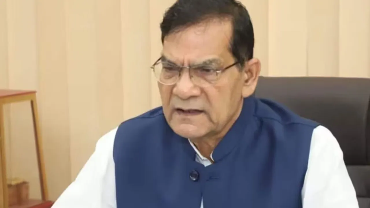 संविदा कर्मचारियों को हटाने पर भड़के ऊर्जा मंत्री,  AK Sharma ने अपनाया कड़ा रुख, समयबद्ध समाधान का मिला अल्टीमेटम 