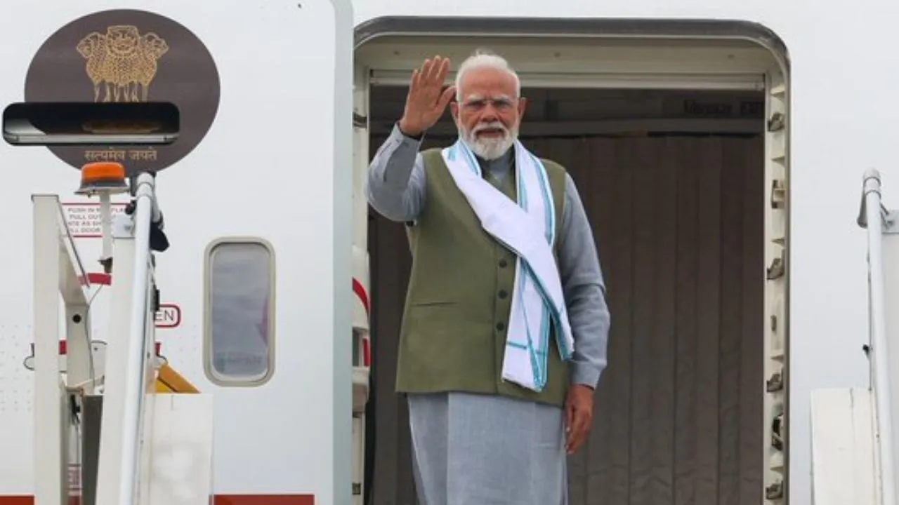  'ग्लोबल साउथ की आवाज बनेगा भारत' ... फ्रांस-स्लोवाकिया दौरे पर पीएम मोदी हुए रवाना, जी-7 समिट में होंगे शामिल 