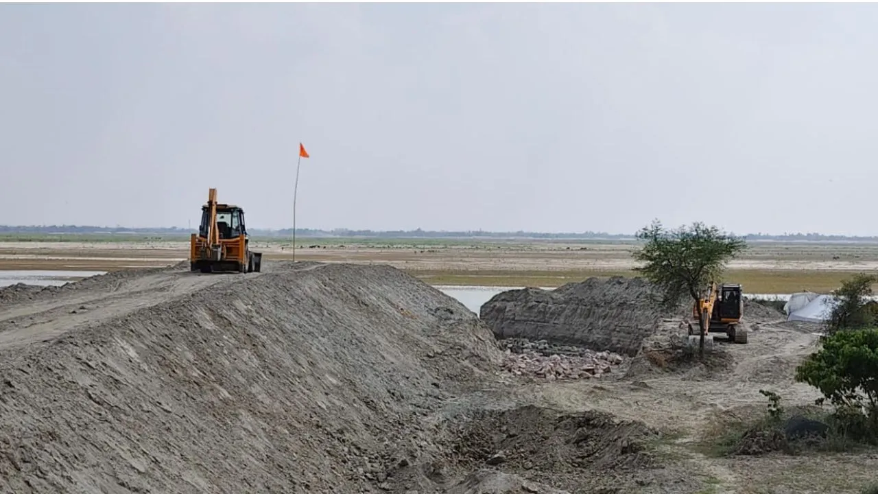  गोंडा में घाघरा नदी की कटान से बचेंगे दर्जनों गांव, 7.34 करोड़ रुपये से बन रहे स्पर और परक्यूपाइन