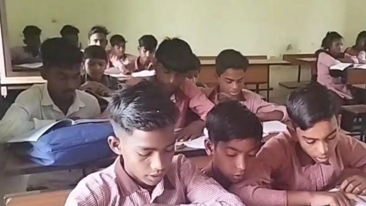 अमेठी में ग्रामीण छात्रों को मिलेगा मुफ्त डिजिटल शिक्षण, 'जैपटिक एआई ऐप' के जरिए पढ़ाई हुई आसान