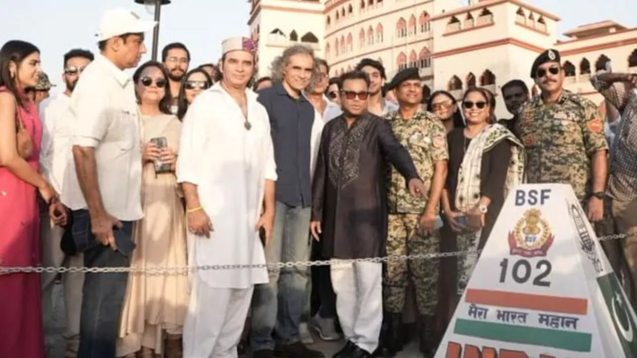 अटारी बॉर्डर पर गूंजा 'मां तुझे सलाम', BSF जवानो के बीच ए.आर. रहमान का दमदार परफॉर्मेंस, मोहित चौहान-वेदांग रैना संग बांधा समां