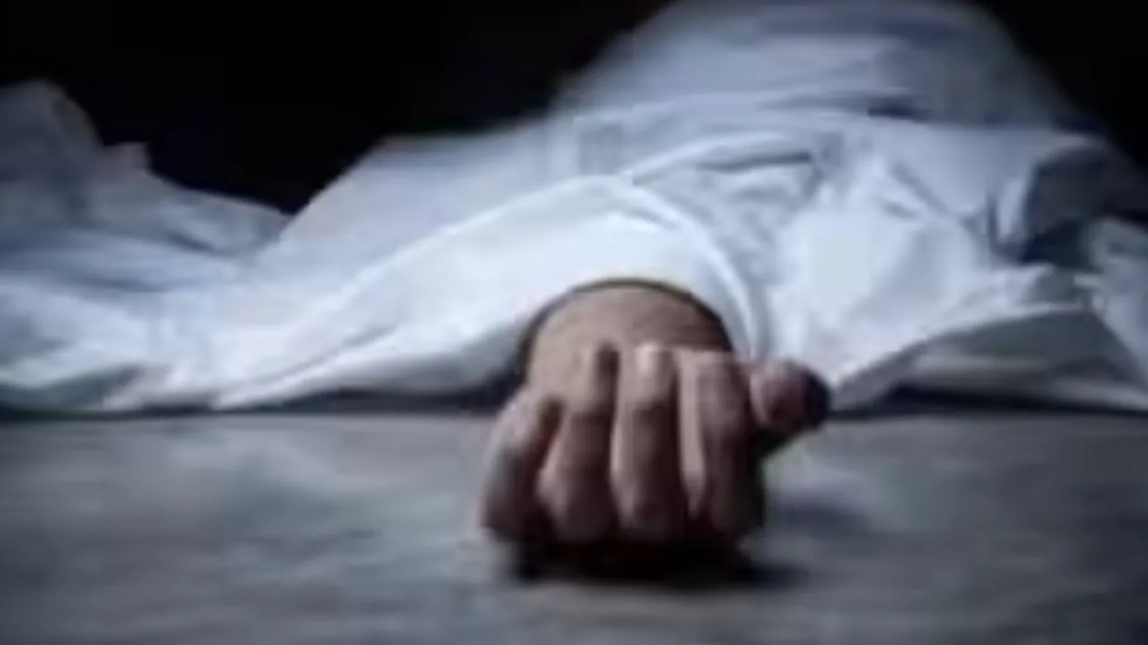 Sonbhadra :  ससुराल आए दंपत्ति की रहस्यमय मौत, मुंह से निकल रहा था झाग; जांच में जुटी पुलिस