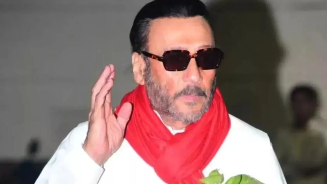  दोस्त को आखिरी विदाई देने पहुंचे जैकी श्रॉफ, अंतिम संस्कार में हुए शामिल, सोशल मीडिया पर सादगी ने जीता सबका दिल