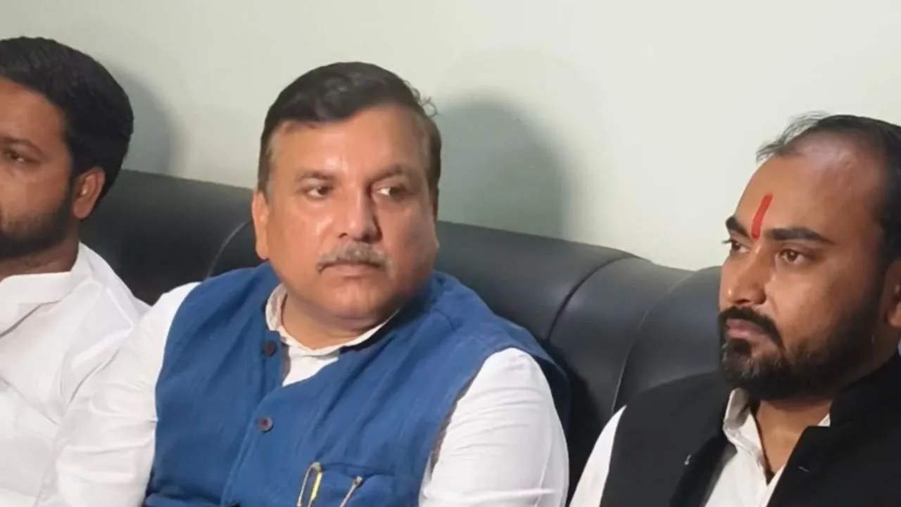 नीट पेपर लीक मुद्दे पर यूपी सरकार पर बरसे आप संसद संजय सिंह,  कहा-छात्र आत्महत्या को मजबूर, चर्चा करना गुनाह  