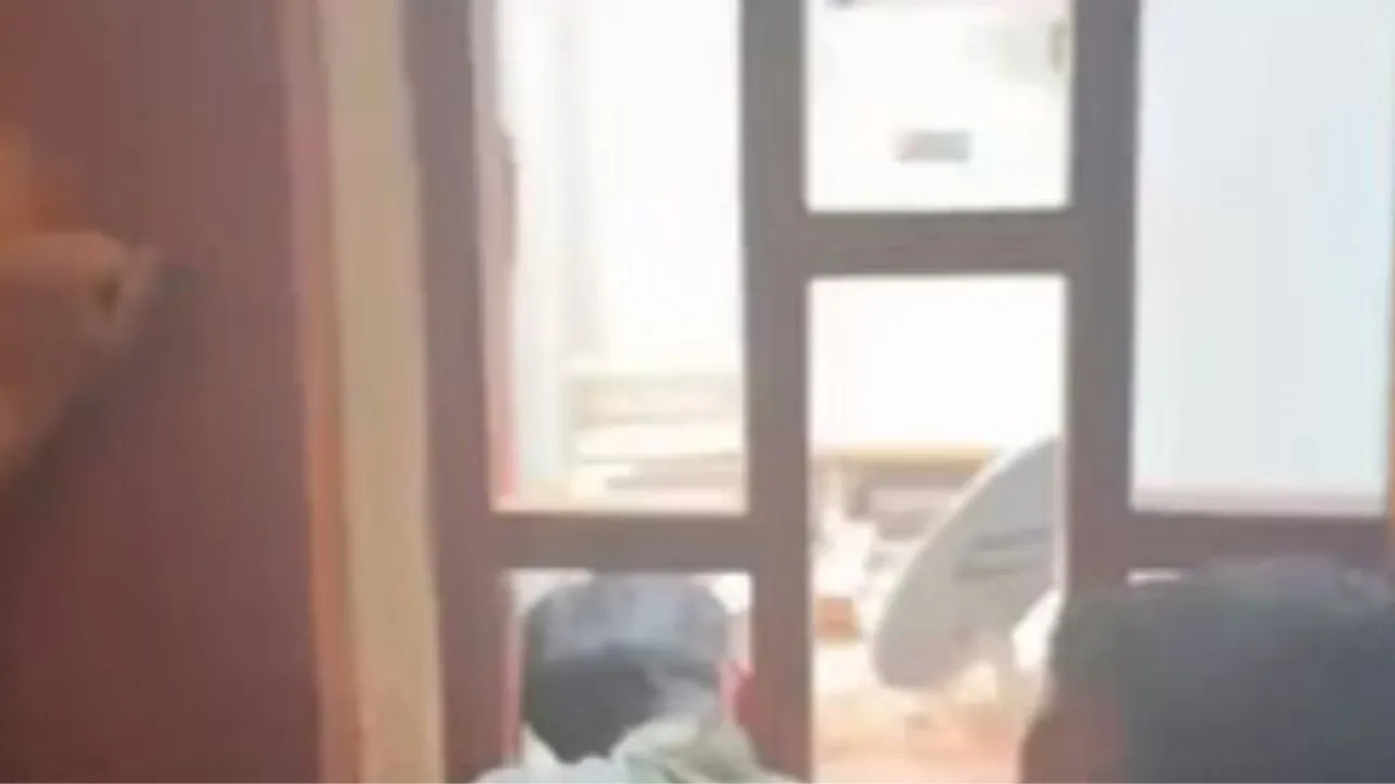 लखनऊ :  विधान भवन की पहली मंजिल पर लगी आग, ब्रजेश पाठक के कमरे में AC से हुआ शार्ट सर्किट