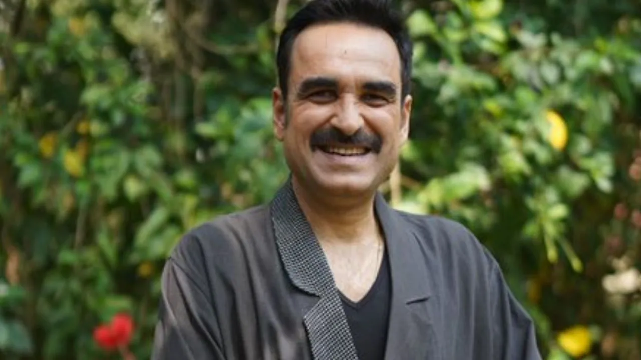 स्वदेशी ब्रांड 'Tulo' के लॉन्च पर बनारस के बुनकरों को याद कर भावुक हुए पंकज त्रिपाठी, जानिए क्या कहा