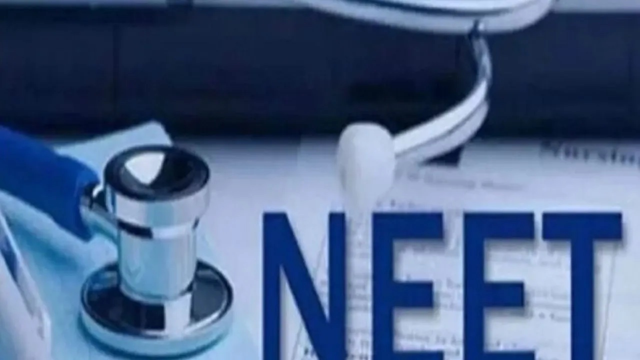 NEET UG 2026 री-एग्जाम को लेकर मुख्य सचिव की समीक्षा बैठक,  अभ्यर्थियों को UP रोडवेज बसों में मिलेगी 50% छूट; सुरक्षा होगी चाक-चौबंद