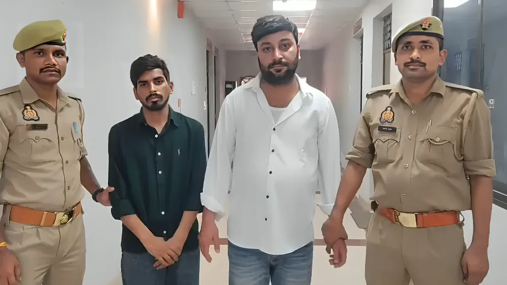 Gorakhpur News: गोरखपुर में बैंक मैनेजर बनकर ठगी करने वाले गिरोह का पर्दाफाश, दो आरोपी गिरफ्तार