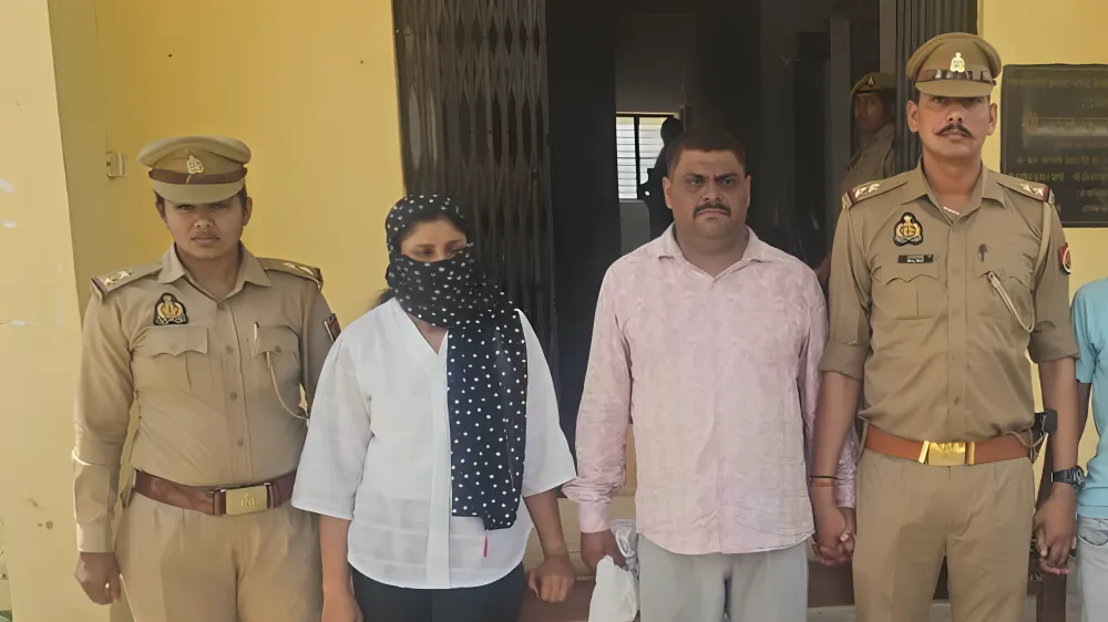 Bareilly News: महिलाओं से मुकदमे लिखवाकर वसूली करता था बर्खास्त सिपाही, वकील पत्नी करती थी कानूनी मदद