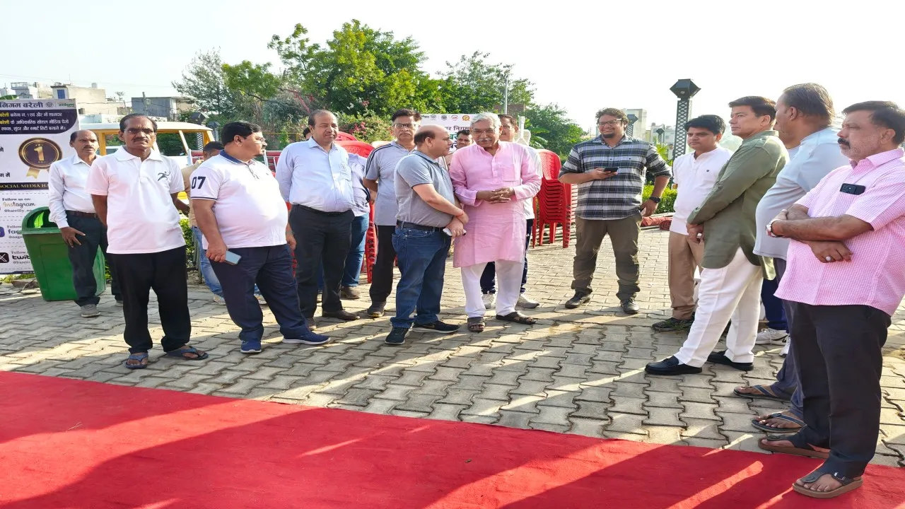 बरेली में विशेष स्वच्छता अभियान (3)
