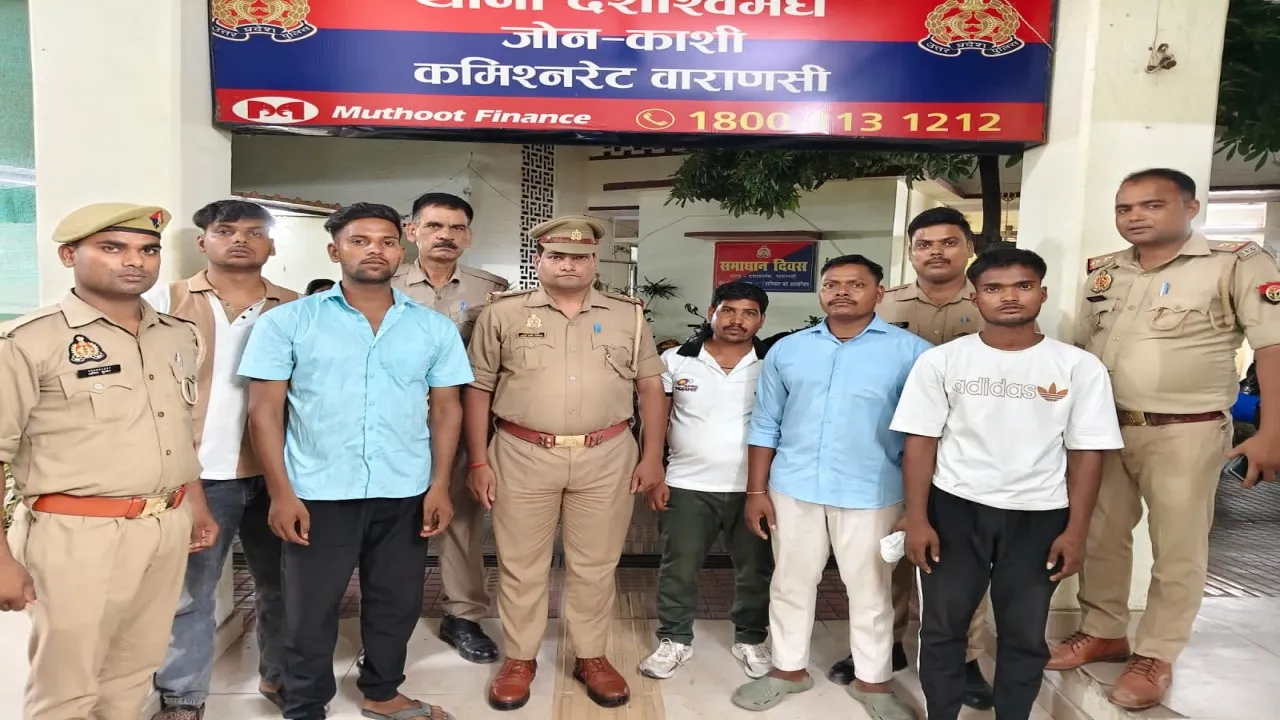 वाराणसी गंगा नाव पार्टी मामला: शराब और मांसाहारी भोजन के आरोप में गिरफ्तार 5 आरोपियों को मिली जमानत