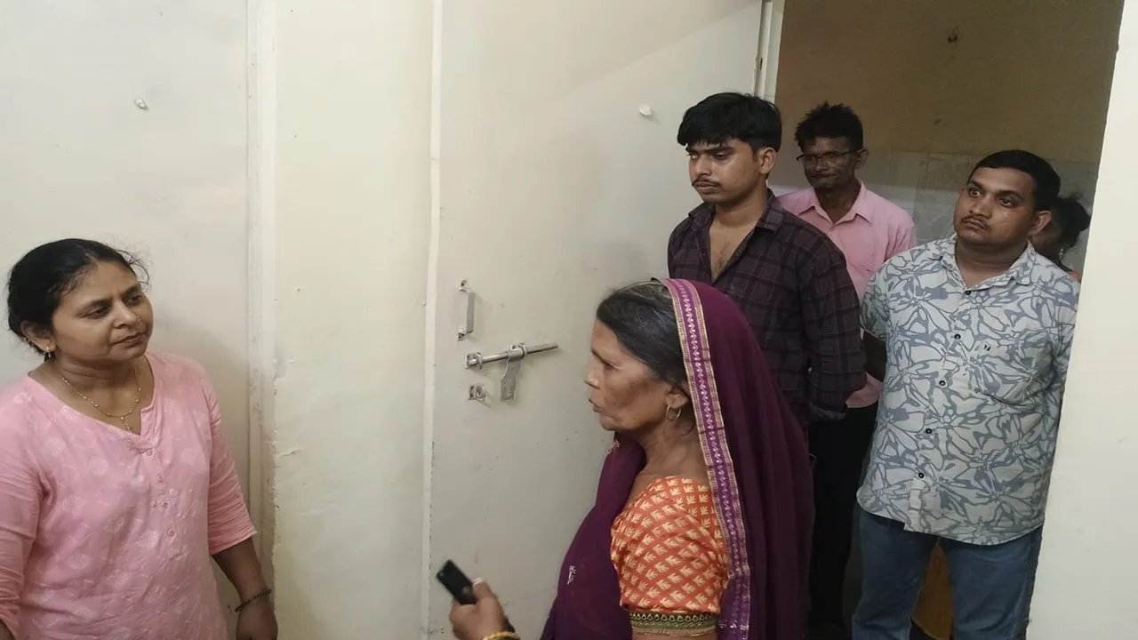 Hardoi News: स्वास्थ्य व्यवस्था पर सवाल, डॉक्टर के इंतजार में 10 घंटे तड़पती रही गर्भवती; परिजन लखनऊ ले गए