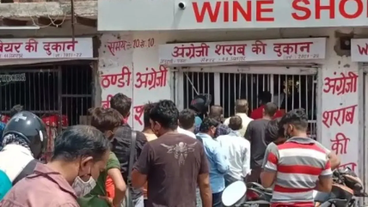 Barabanki News : बाराबंकी में देशी शराब ठेके पर बढ़ा विवाद, एसपी रेलवे ने दिया सुरक्षा का हवाला, तो आबकारी विभाग ने कहा- 6 करोड़ के राजस्व का सवाल