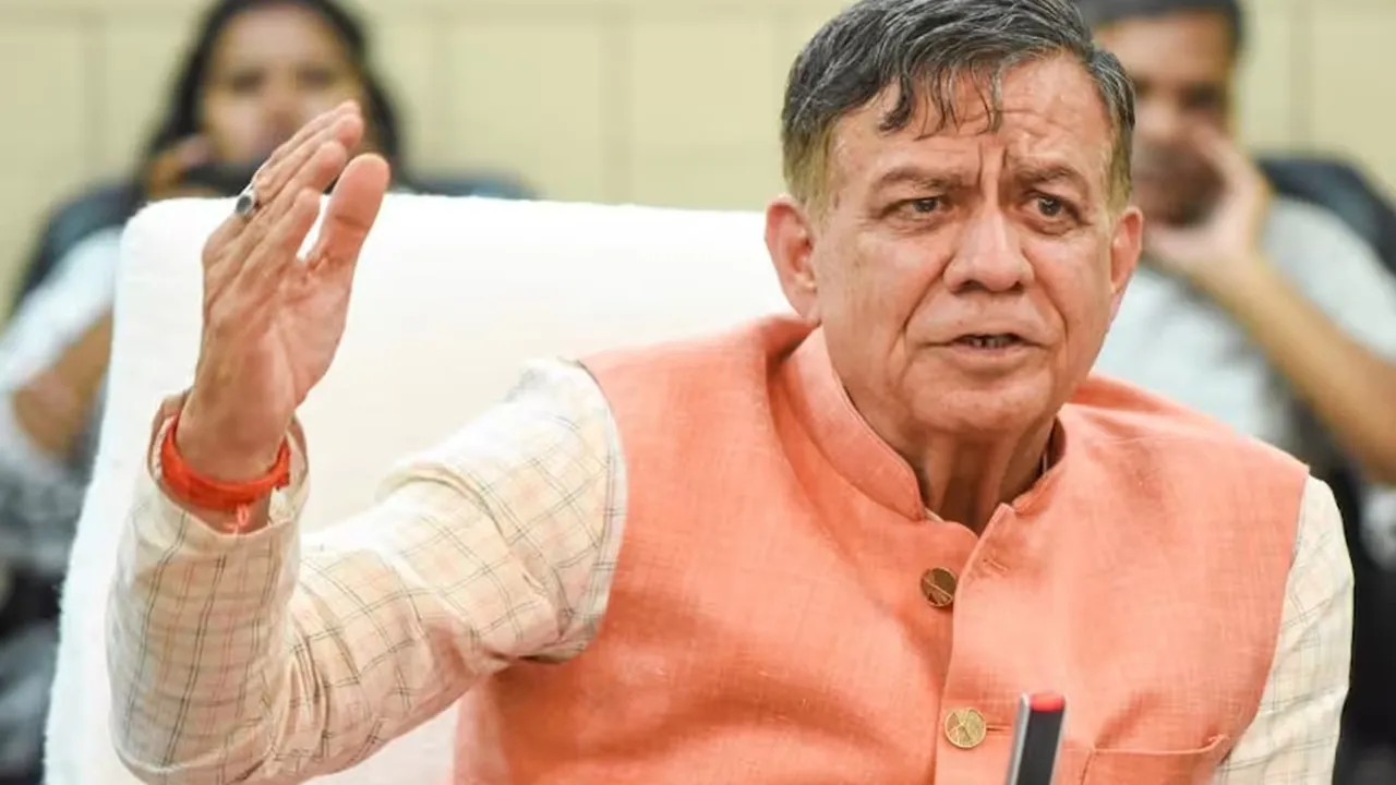 Ram Mandir News : पूरी संस्था को कटघरे में खड़ा करना अनुचित.... राम मंदिर चढ़ावा मामले में जानिए ऐसा क्यों बोले सतीश महाना?
