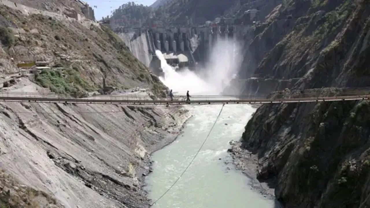 सिंधु जल संधि : आतंकवाद, राष्ट्रीय सुरक्षा और बदलती कूटनीति