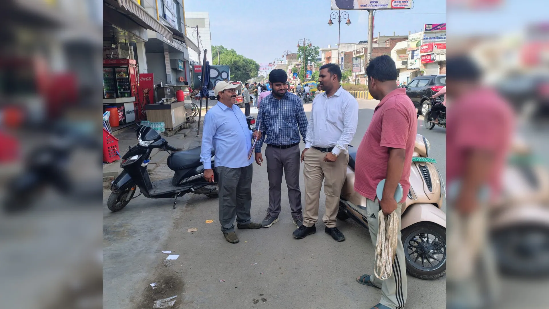 Bareilly News : सीएम ग्रिड फेज-तीन के लिए स्टेडियम रोड पर सर्वे तेज