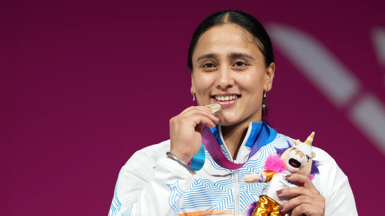 Who is Harjinder Kaur? खेतों में चारा काटने वाली बेटी ने रचा इतिहास, कॉमनवेल्थ गेम्स 2026 में भारत को दिलाया रजत पदक