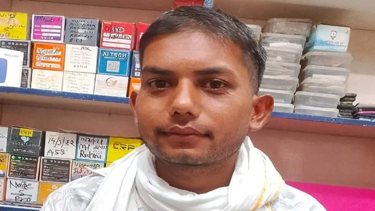 Hardoi News : गंगा एक्सप्रेसवे अंडरपास के पास ऑटो की टक्कर से बाइक सवार की मौत, चालक फरार