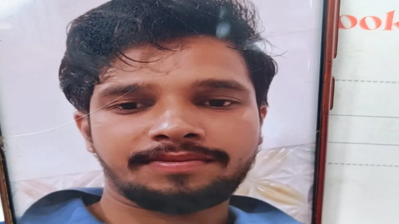 Kanpur News: दो माह पहले हुई थी शादी, मैनेजर ने ट्रेन के आगे कूदकर दी जान, होटल मालिक व पूर्व महिला मित्र पर प्रताड़ना का आरोप 