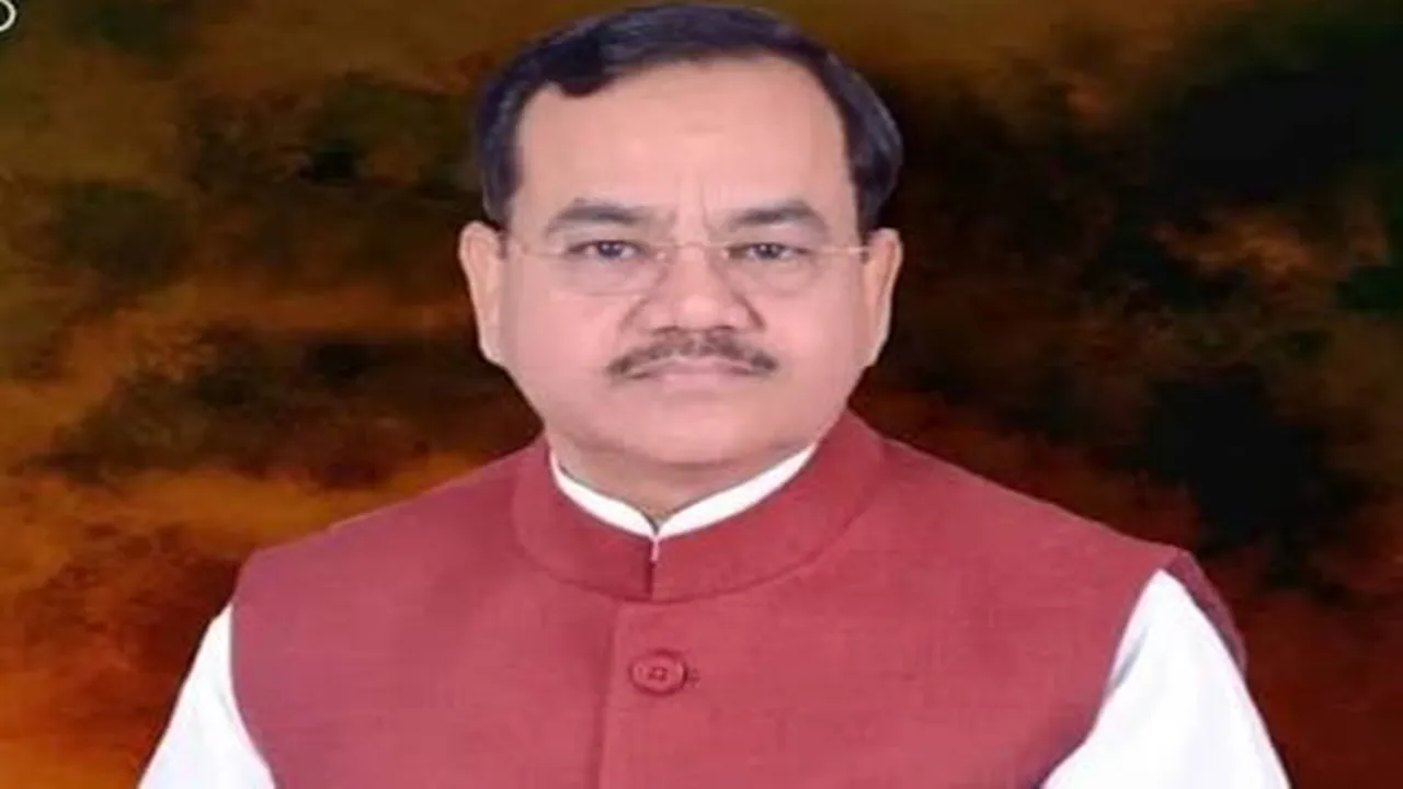 UP Crime News : 3 करोड़ की ठगी का शिकार हुए पूर्व विधायक बृजेश मिश्रा, शराब ठेका रियल एस्टेट और पेट्रोल पंप के नाम पर ऐंठी रकम