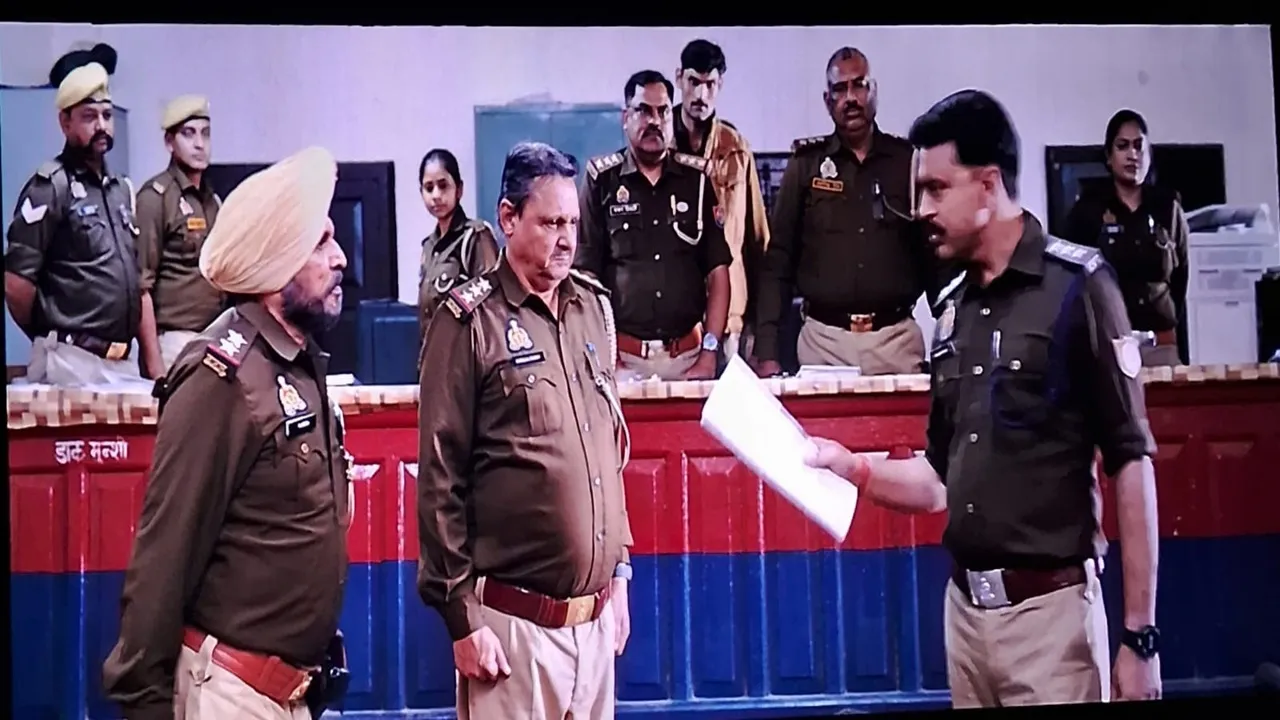 डिजिटल डकैतों का 'एनकाउंटर' करती फिल्म साइलेंट क्राइम्स... कानपुर कमिश्नरेट की पहल पर बनी इस फ़िल्म की हुई स्क्रीनिंग, जानिए क्यों है महत्वपूर्ण