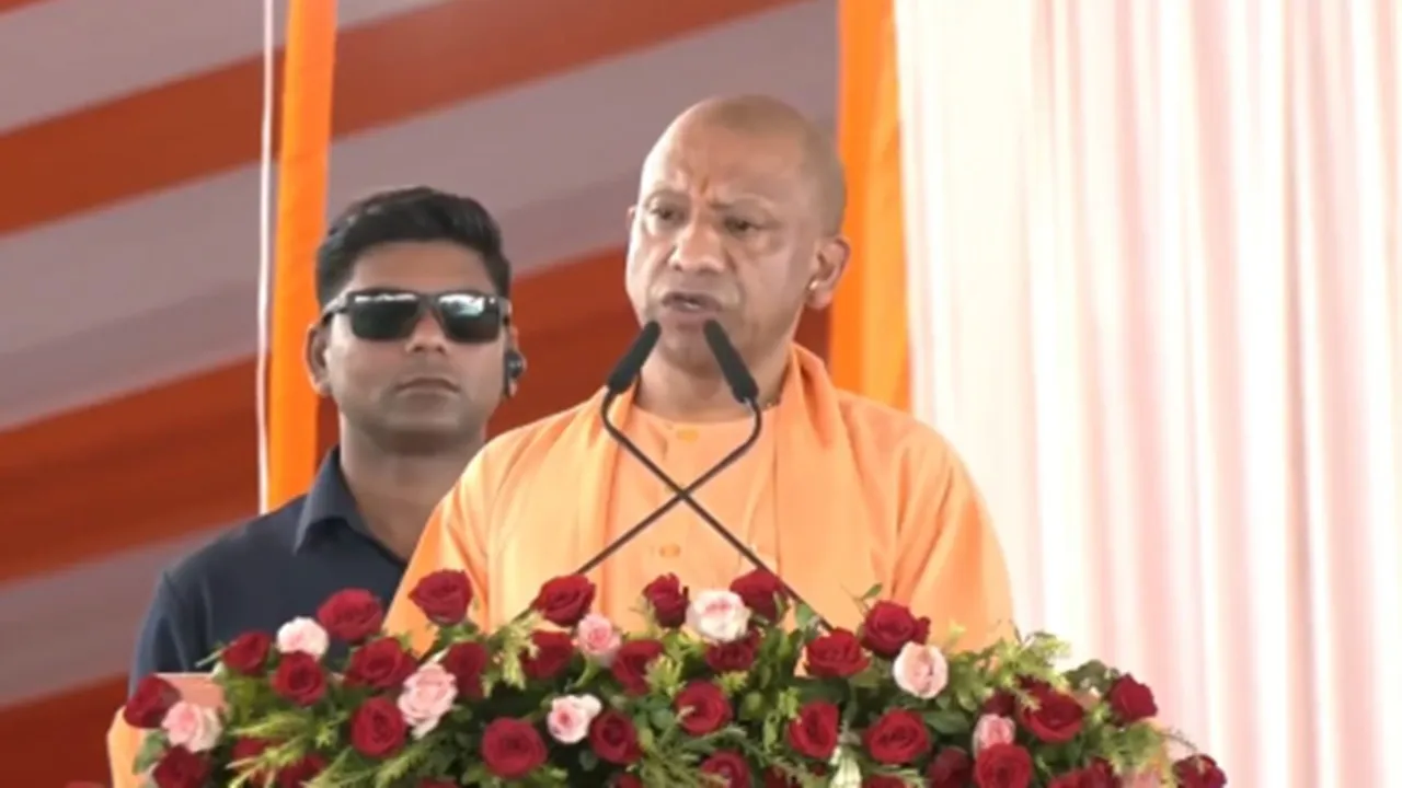 Lucknow-Kanpur Expressway : CM योगी बोले- अब बीमारू नहीं, भारत की अर्थव्यवस्था का विकास इंजन है उत्तर प्रदेश