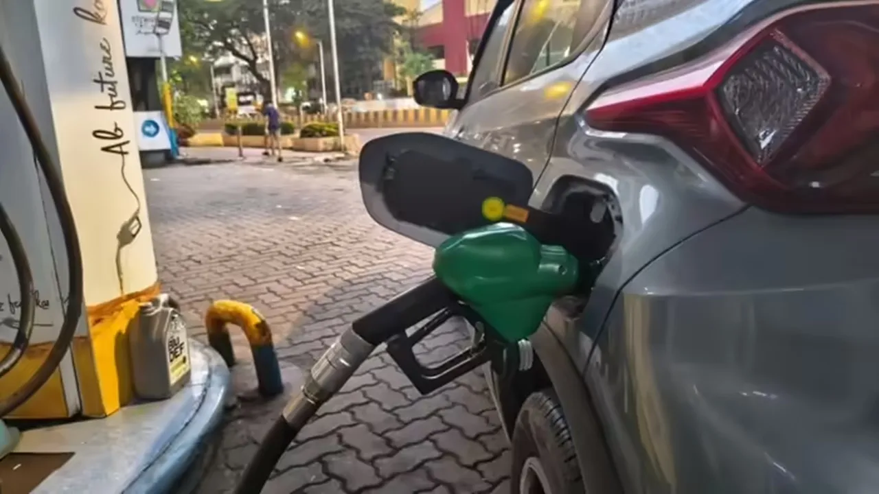 E20 Petrol Case : नई गाड़ी दो या पूरी रकम लौटाएं... उपभोक्ता आयोग से Maruti Suzuki को बड़ा झटका, E20 पेट्रोल से बार-बार बंद हुई कार तो दिया यह आदेश 