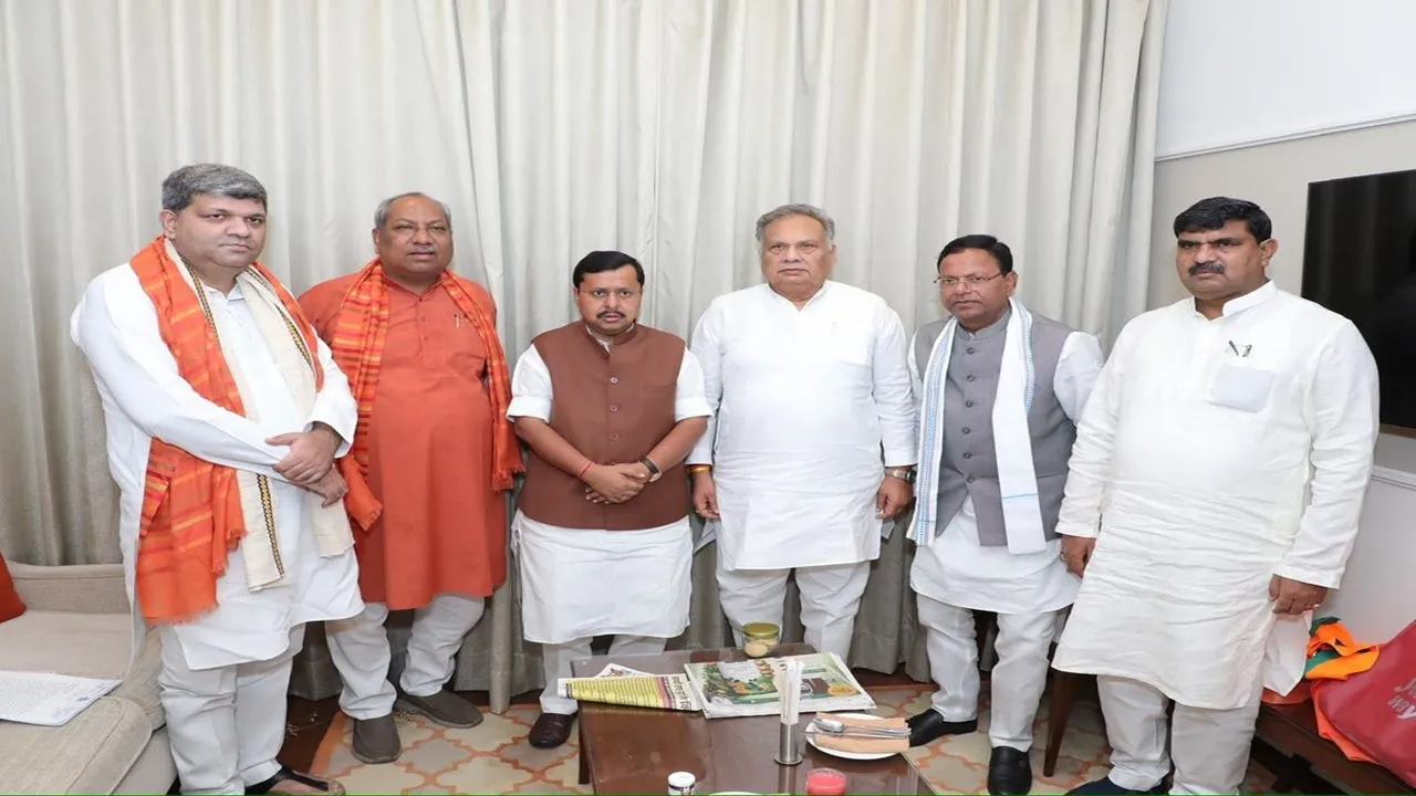 Mission 2027 UP : लखनऊ में नितिन नबीन की मैराथन बैठक, पूर्व प्रदेश अध्यक्षों और NDA सहयोगियों संग बनी रणनीति