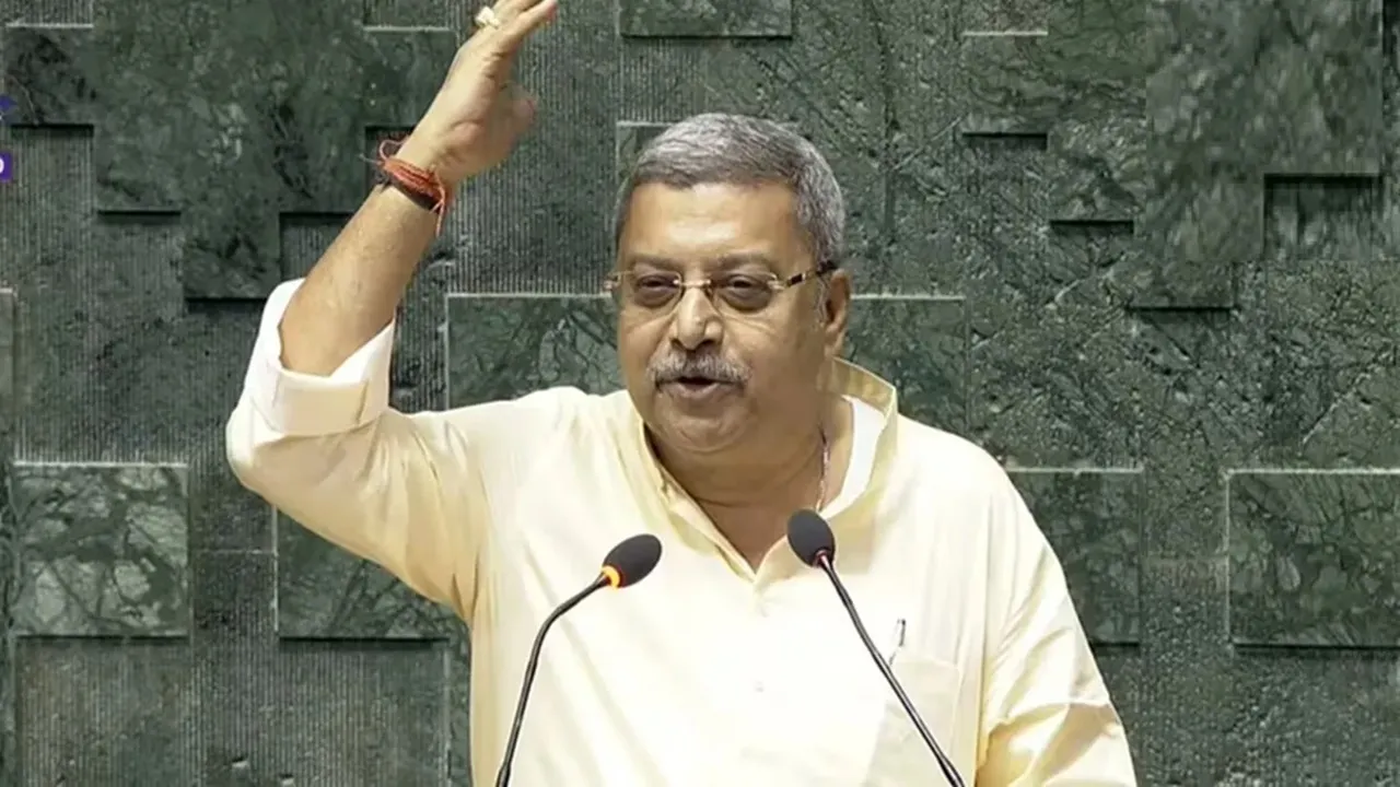 Kalyan Banerjee Suspended : टीएमसी सांसद कल्याण बनर्जी लोकसभा से पूरे सत्र के लिए निलंबित, महिला सांसदों से अभद्रता का आरोप