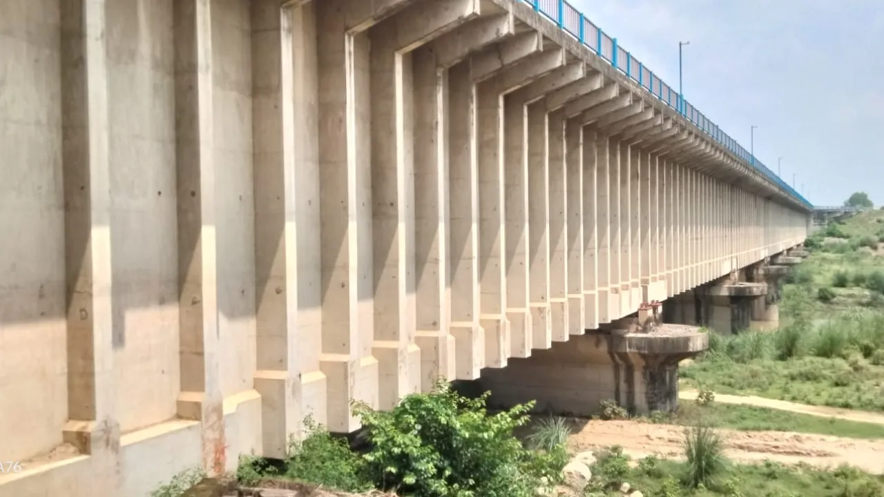 रायबरेली शारदा सहायक नहर बेहटा पुल