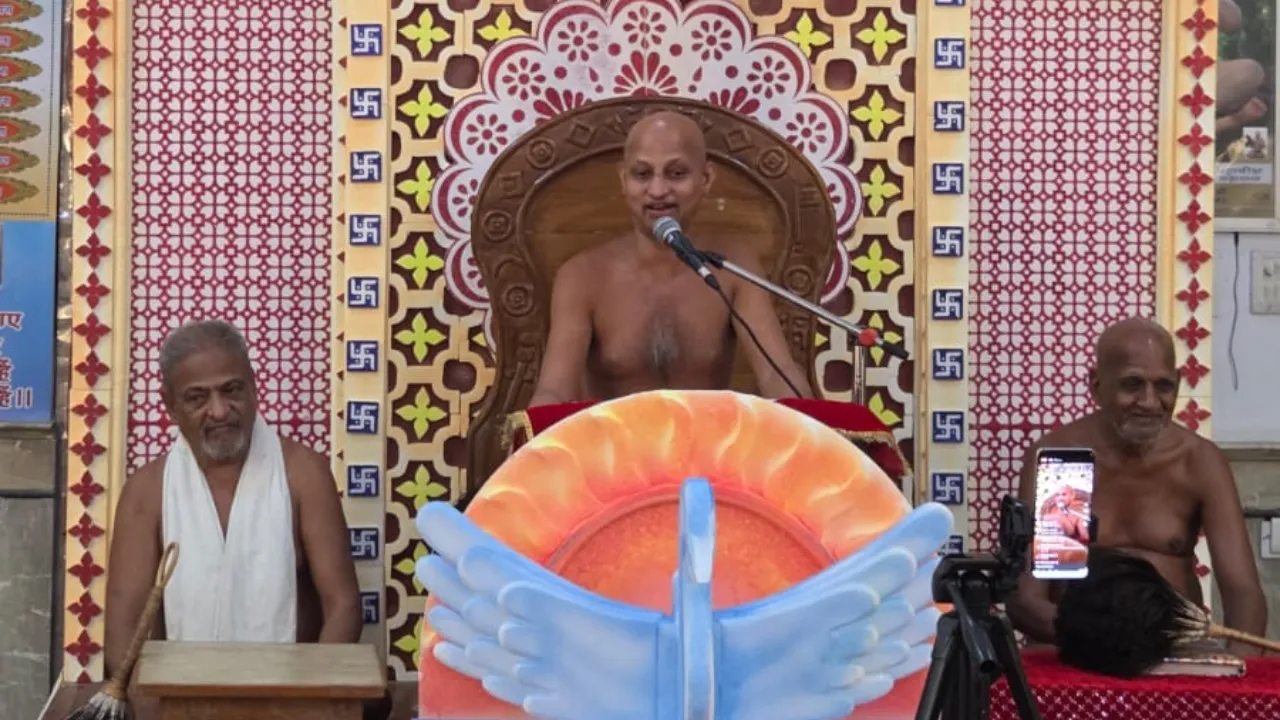MUSKAN  (16)