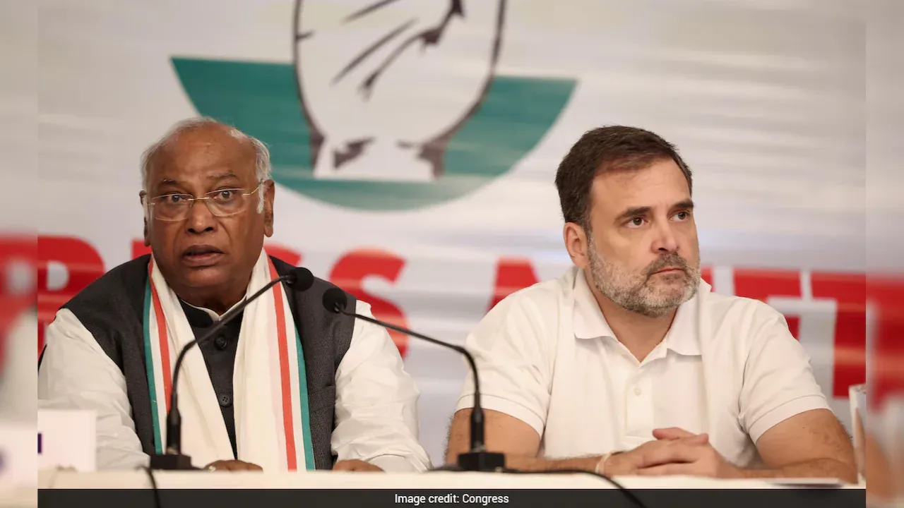 Ram Mandir Donation Case: राहुल गांधी और खरगे ने पीएम मोदी को लिखा पत्र, जानिए क्या कहा? 