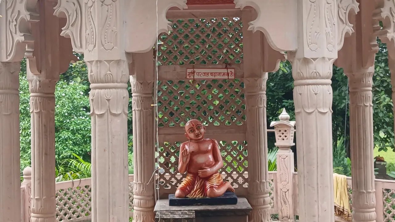Gonda News: जहां श्रीराम ने बाण से सरयू की धारा पहुंचाई थी, उस पावन रामघाट के विकास को मिली लाखों की सौगात