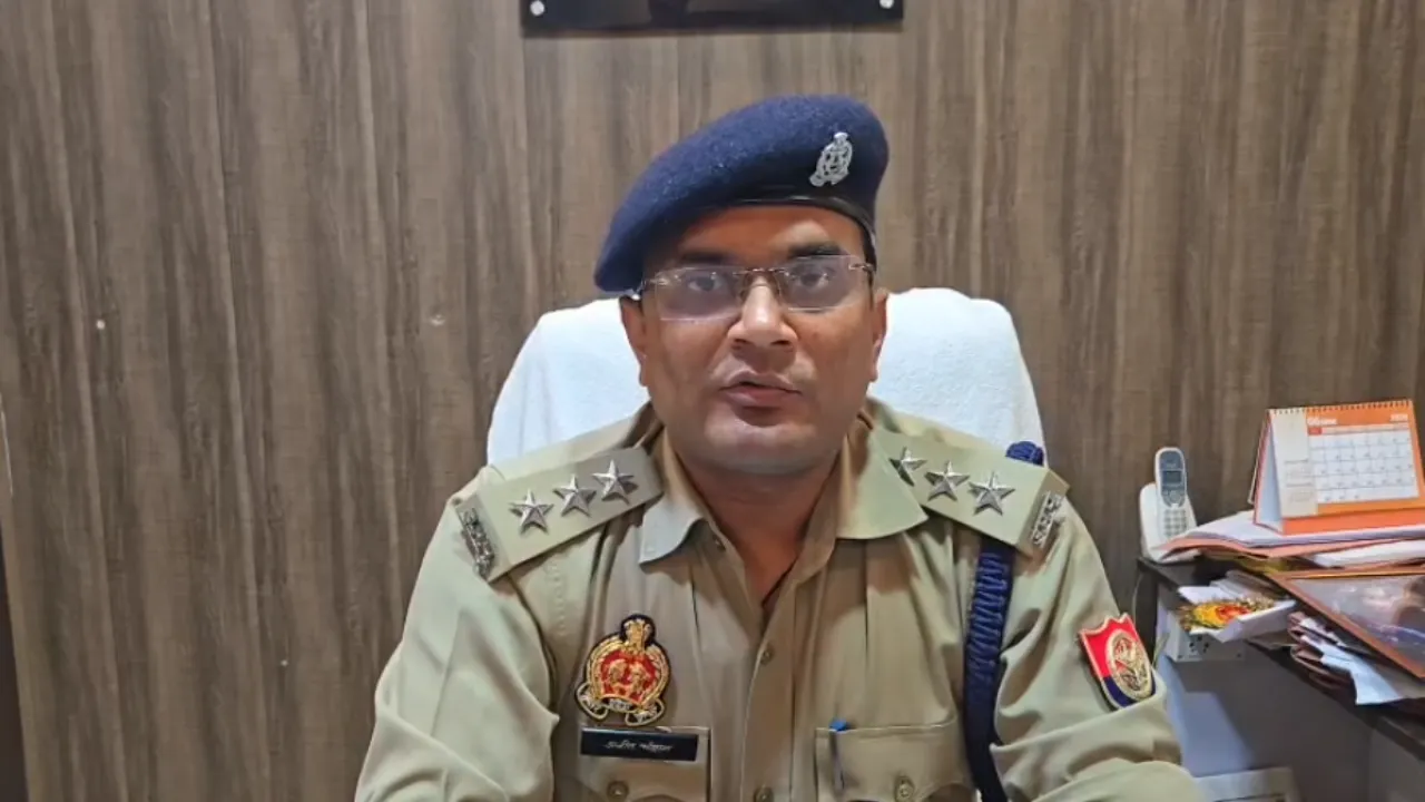 हरदोई में युवक की धारदार हथियार से हत्या: समझौते के बाद भी नहीं थमा विवाद, अंतर्जातीय प्रेम-प्रसंग की रंजिश की आशंका