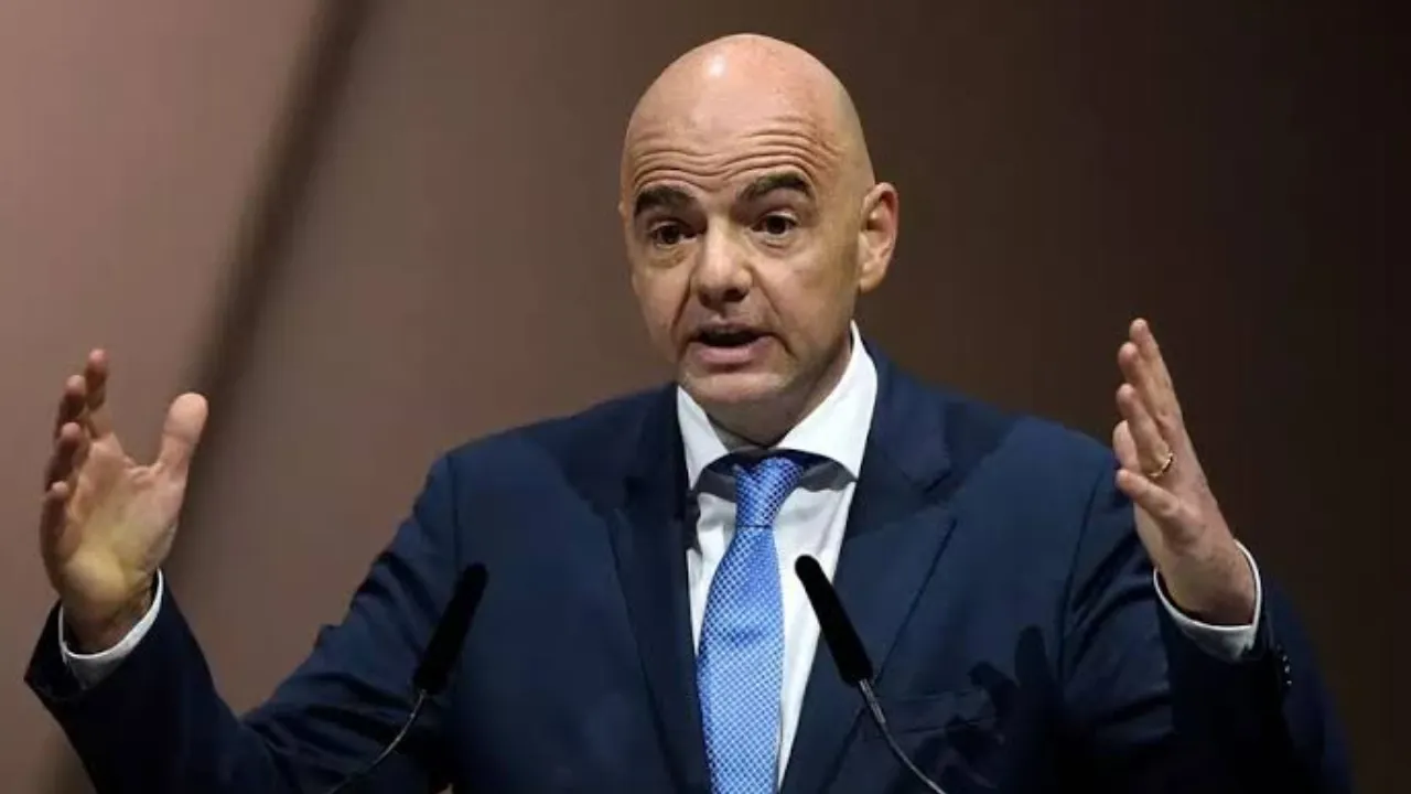 FIFA World Cup 2026: फीफा प्रमुख जियानी इन्फेंटिनो ने 60 हजार मील का सफर तय किया, 115 घंटे रहे आसमान में