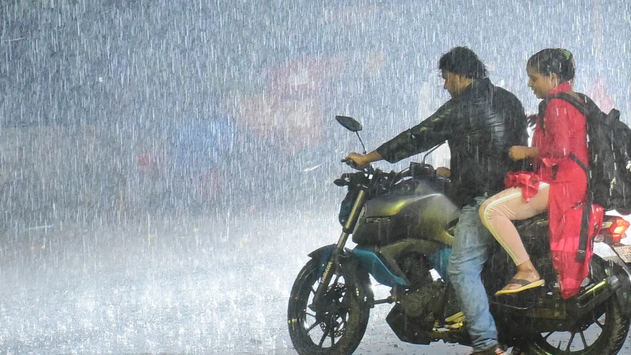UP Weather Update: यूपी में मानसून हुआ एक्टिव, 22 जुलाई तक झमाझम बारिश का अलर्ट; तापमान में आएगी गिरावट