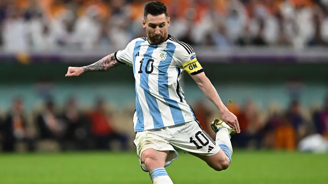 FIFA World Cup 2026: गोल्डन बूट की रेस में सबसे आगे लियोनल मेसी, लगातार 8 विश्व कप मैचों में गोल करने वाले पहले खिलाड़ी बने