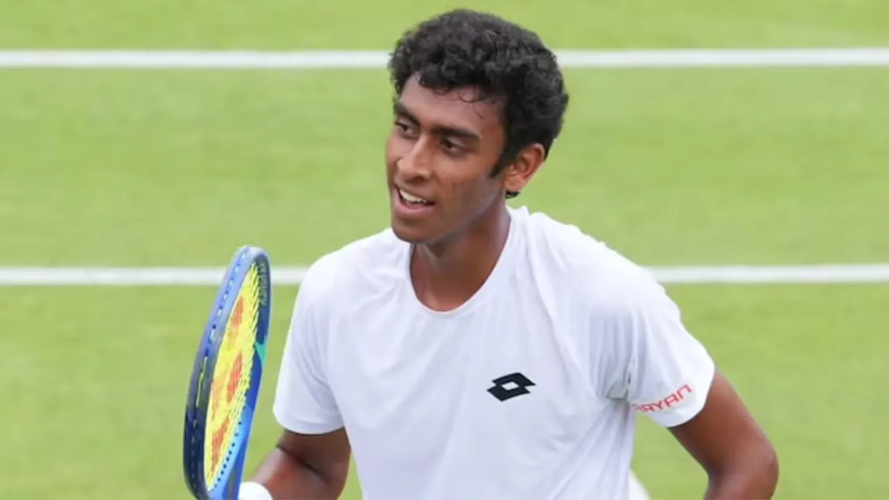 Wimbledon Juniors 2026: 36 साल बाद विंबलडन में गूंजा भारत का नाम! आखिर कौन हैं अर्णव पापरकर, जिन्होंने रच दिया इतिहास?