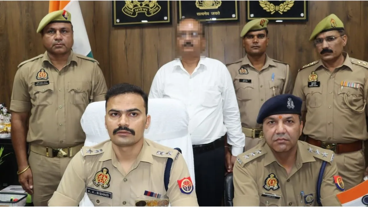 UP News : संभल में 101 करोड़ की जमीन गबन में फंसे शाहजहांपुर के सहायक नगरायुक्त गिरफ्तार 